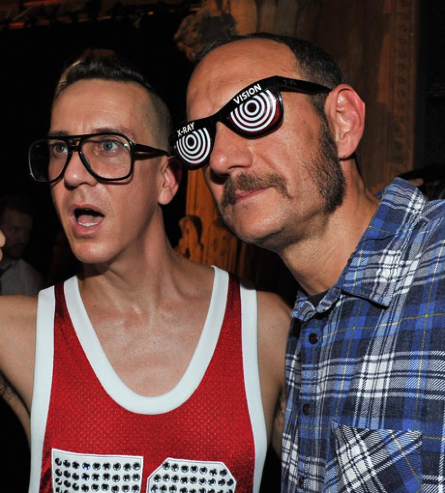 Zu Scherzen aufgelegt: Starfotograf Terry Richardson (rechts)