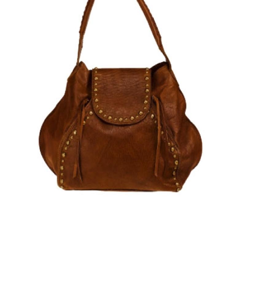Tasche mit Nieten
von Belmondo,
ca. 150 Euro