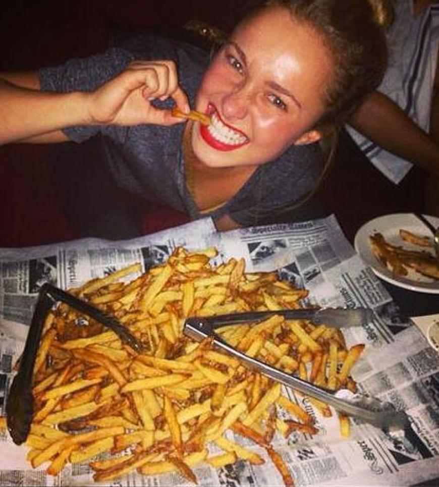 Sogar eine Portion Pommes eignet sich wunderbar, um ein Bild davon zu posten - so tat es Schauspielerin Hayden Panettiere