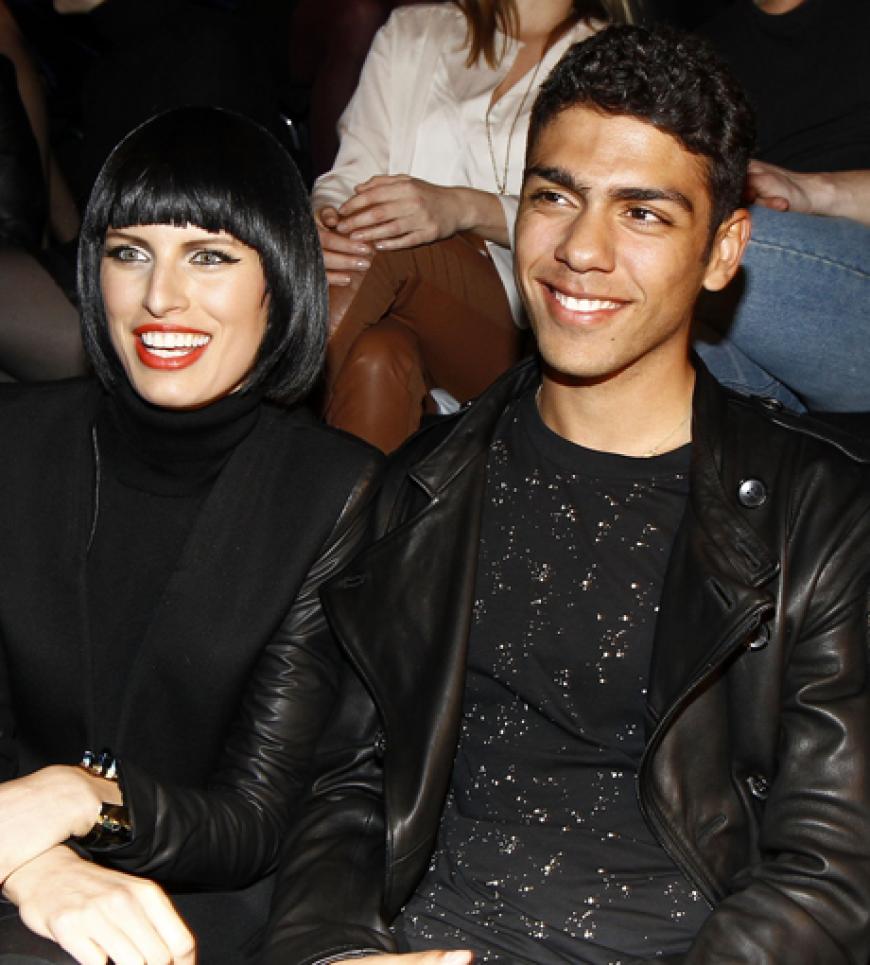 Das letzte Mal brachte Noah Becker noch seine damalige Freundin Rafaela mit nach Berlin - nun freut er sich über die Anwesenheit von Karolina Kurkova