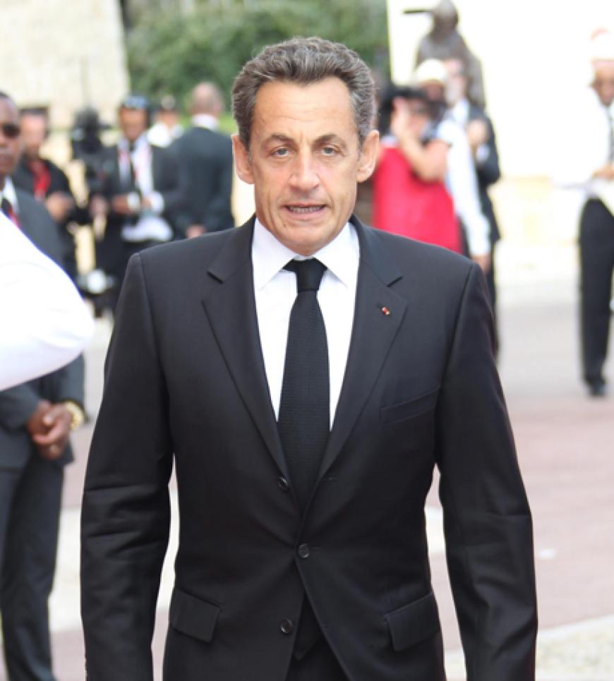 Frankreichs Präsident Nicolas Sarkozy kam ohne seine First Lady Carla Bruni