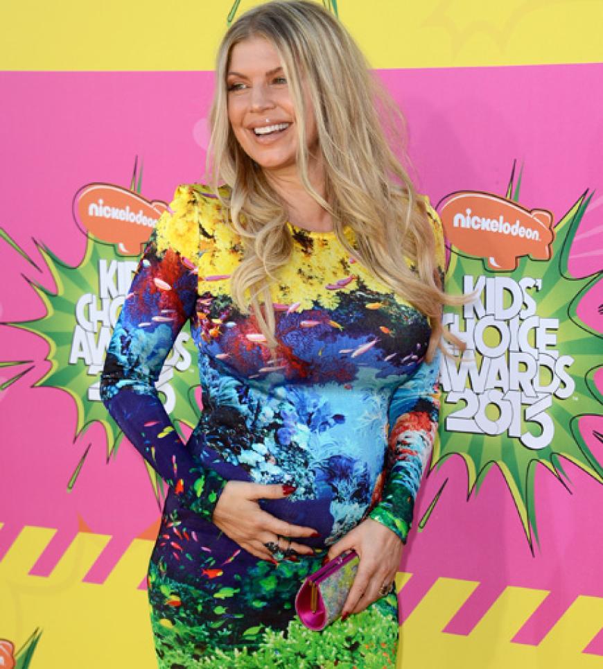 Fergie kam und zeigte sich erstmals mit ihrem kugelrunden Babybauch. Sie war sicherlich der niedlichste Hingucker des Abends