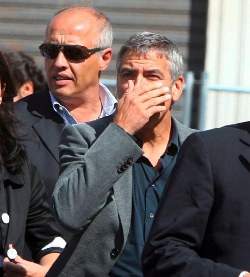 GroÃes Kino in der italienischen Erdbebenstadt L´´Aquila: Hollywood-Star George Clooney und sein Kollege Bill Murray besuchten am vergangenen Donnerstag die zerstörte Provinz in den Abruzzen