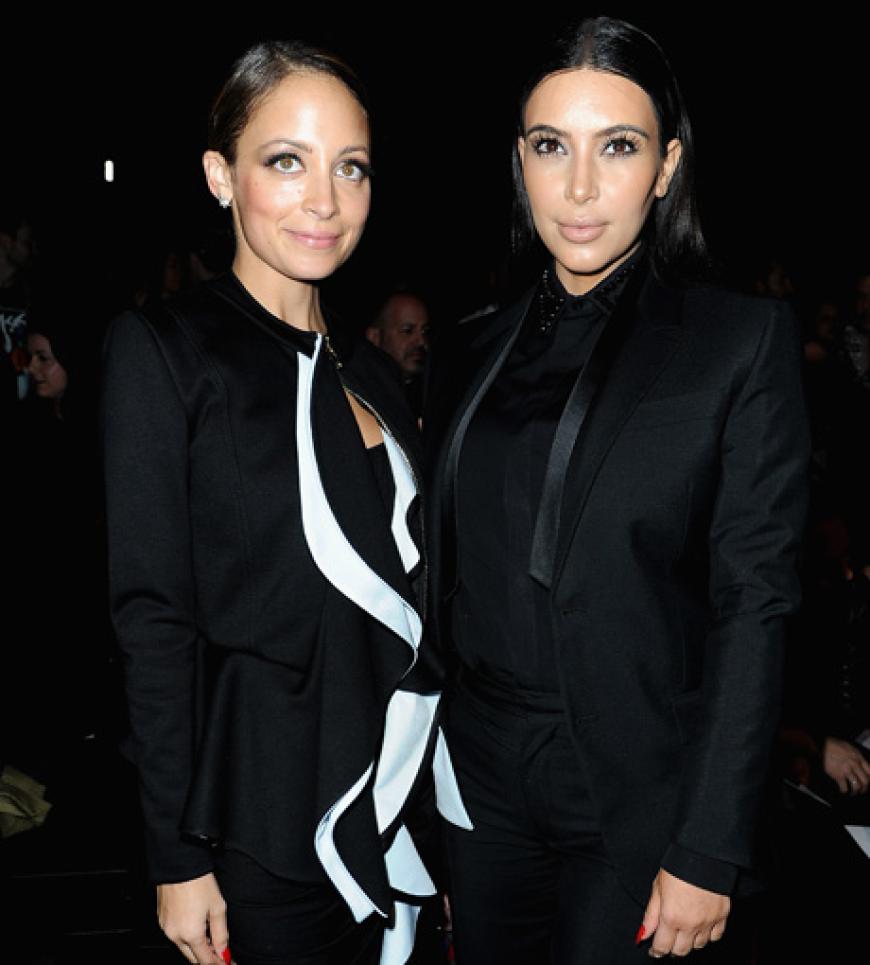 Nicole Richie traf ihre amerikanische Kollegin Kim Kardashian bei der Show von Givenchy