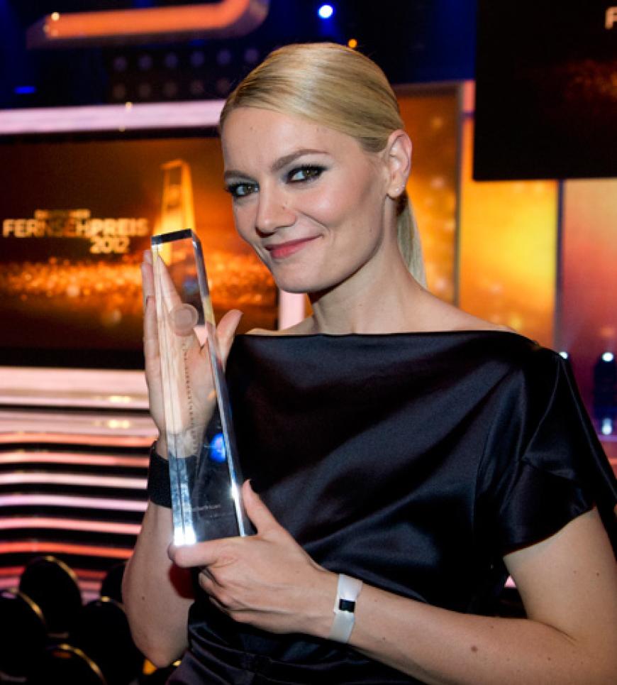 Ausgezeichnet: Martina Hill beim Deutschen Fernsehpreis 2012