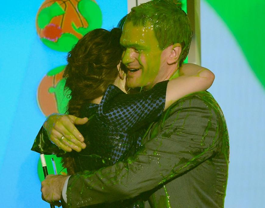 Für sie gab es natürlich anschließend noch eine schleimige Umarmung von Comedian Neil Patrick Harris