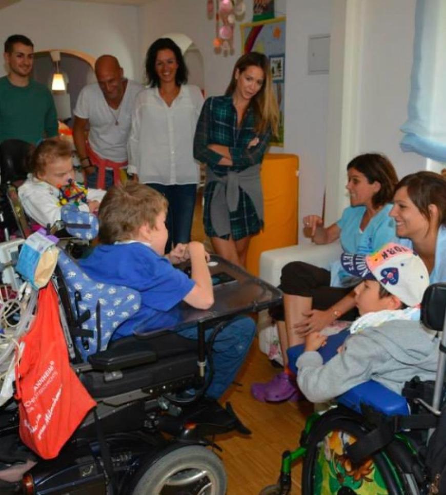 Bei ihrem Besuch lernte sie viele Bewohner kennen
