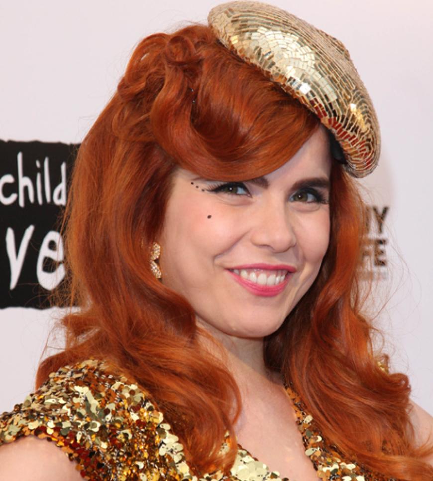 Auffällig und schrill ist Paloma Faith - aber sie hat auch ein großes Herz. Schleißlch sammelt sie Spenden für Kinder, deren Eltern an HIV erkrankt sind