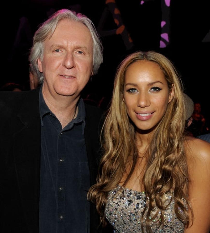 Regisseur James Cameron ist von ihrer Stimme begeistert. Er erfüllte sich übrigens mit Avatar einen Lebenstraum