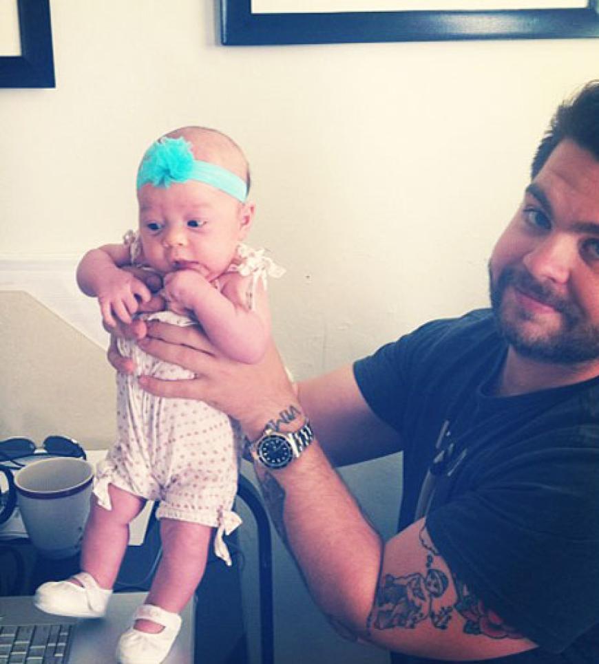 So stolz ist Papa Jack Osbourne auf seine fast zwei Monate alte Tochter Pearl Clementine