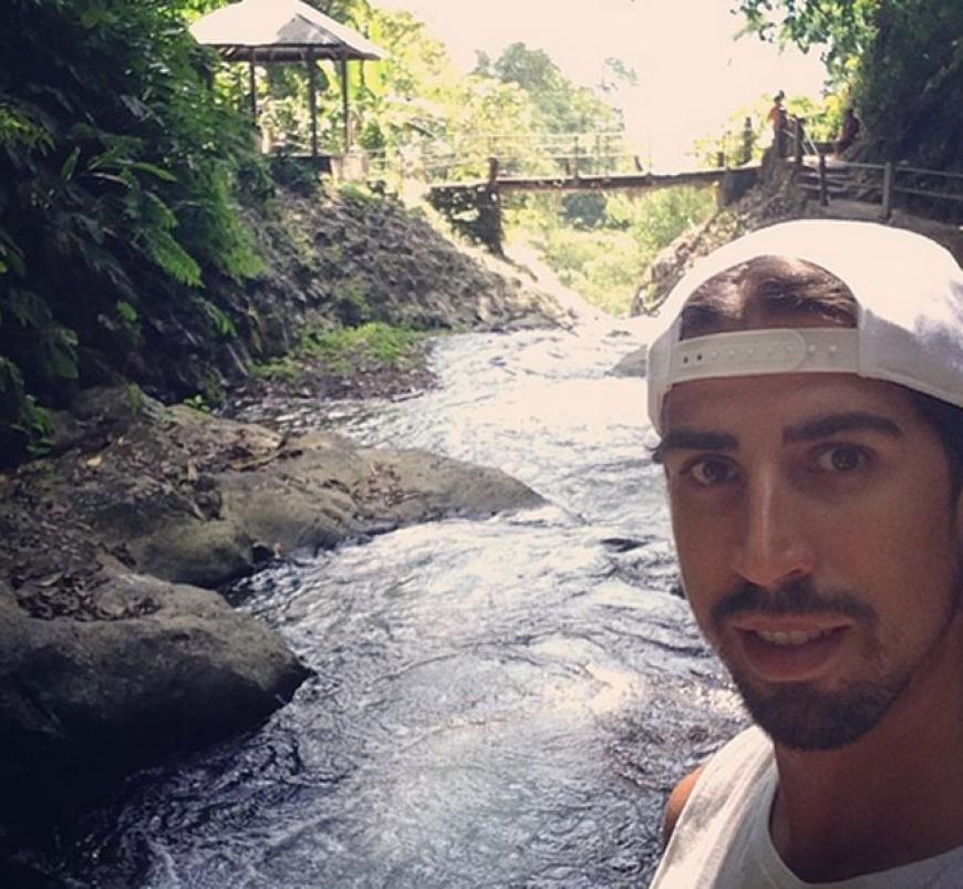 Natürlich ist auch Schatzi Sami Khedira am Start. Nach der Weltmeisterschaft hat auch er sich eine Auszeit verdient