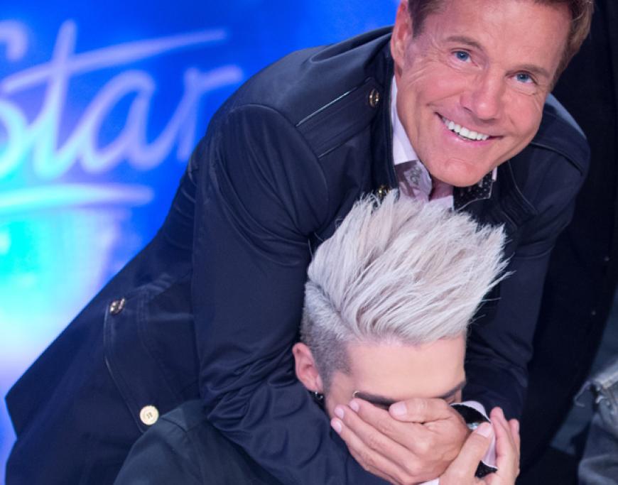 Die beiden verstehen sich bestens: Chef-Juror Dieter Bohlen freut sich über den Zuwachs bei
