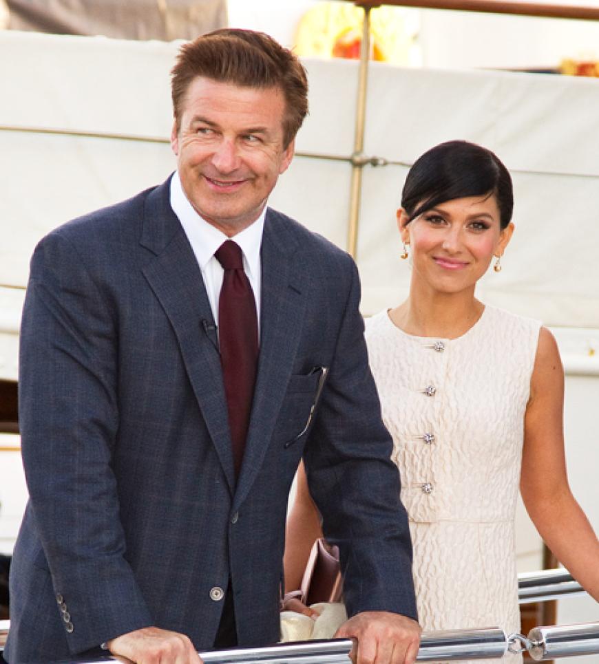 Läuten bei den Beiden bald die Hochzeitsglocken: Alec Baldwin mit seiner Verlobten Hilaria Thomas