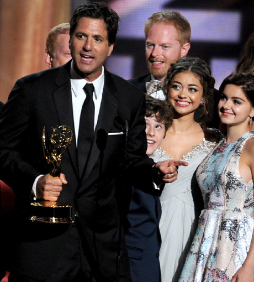 Steven Levitan, actors Jesse Tyler Ferguson, Sarah Hyland and Ariel Winter von