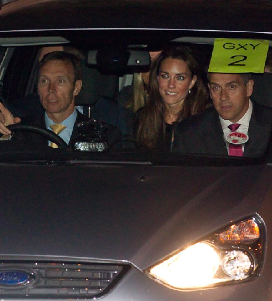 Ganz aufgeregt: Ein Chaffeur bringt Kate zur Generalprobe der Hochzeit