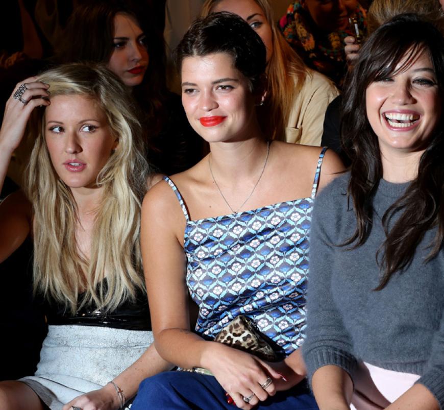 Die Fashion-Karawane macht derzeit in London Halt. Denn die Fashion Week lockt viele Stars an die Themse. Schon gesehen:´ Ellie´ Goulding, Pixie Geldof und Daisy Lowe