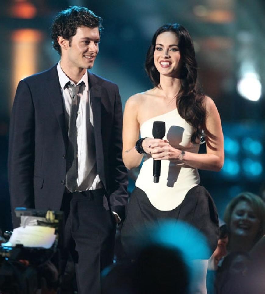 Adam Brody und Megan Fox kündigen