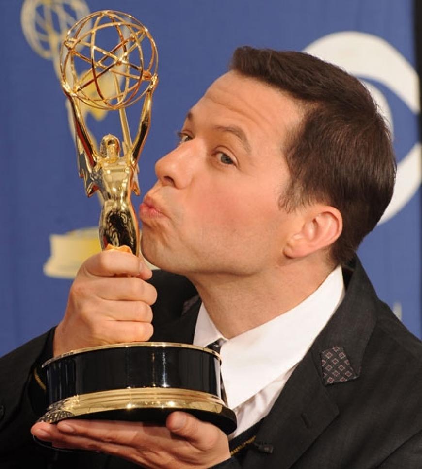 So sehen Sieger aus: Schauspieler Jon Cryer gewann einen Emmy als bester Nebendarsteller in