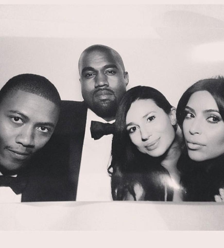 Kanyes Friseur und enger Freund Ibn Jasper (links) postete ebenfalls ein Schnappschuss mit den Frischvermählten