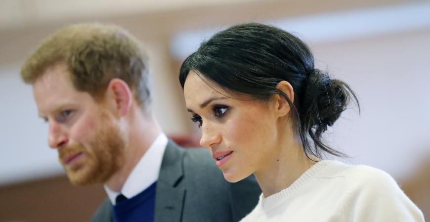 Meghan Markle und Prinz Harry stehen kurz vor ihrer Hochzeit, doch jetzt sorgen krasse Vergewaltigungs-Schlagzeilen für dunkle Wolken bei den Royals...