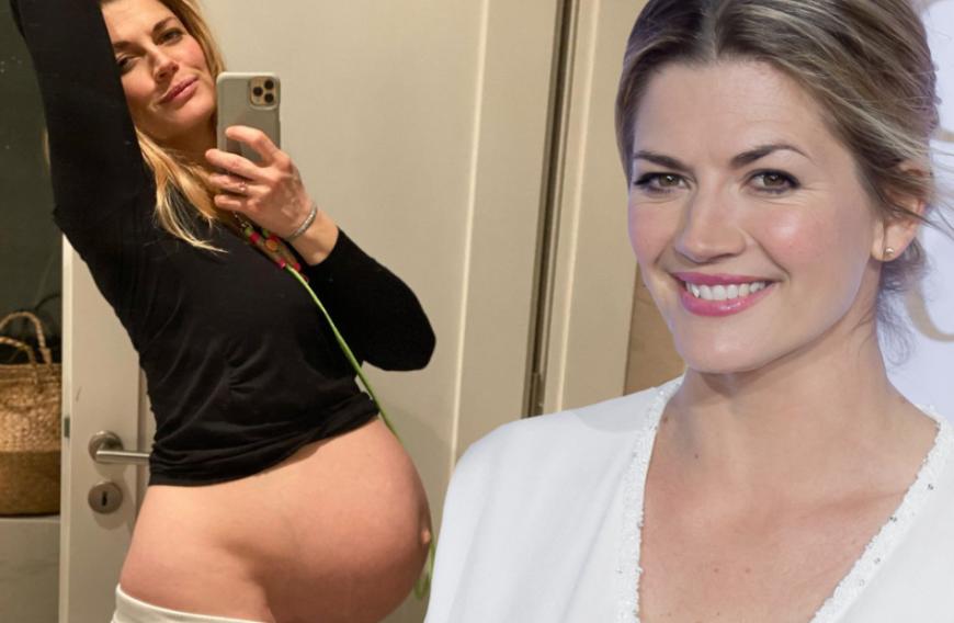 Krass! Nina Bott wird bald zum vierten Mal Mama – im Juli 2020 ließ die Moderatorin die Baby-Bombe platzen und offenbarte, dass sie mit ihrem Mann Benjamin Baarz einen Jungen erwartet. Im Januar 2021 teilte die 43-Jährige ein Spiegel-Selfie aus der 39. Schwangerschaftswoche und kommentierte den Schnappschuss mit den Worten: