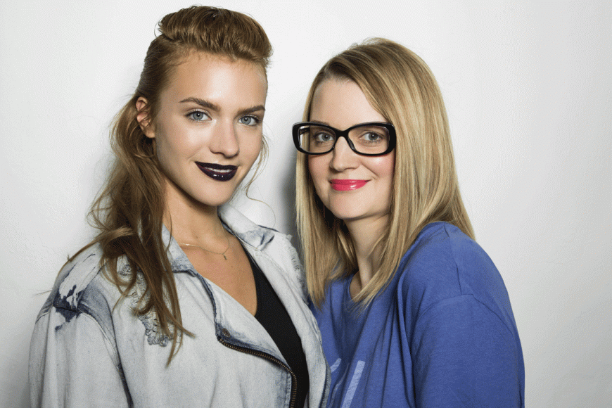 Tolles Team: Paula Riemann mit IN Beauty-Chefin Rebecca Neumann beim Shooting in Hamburg