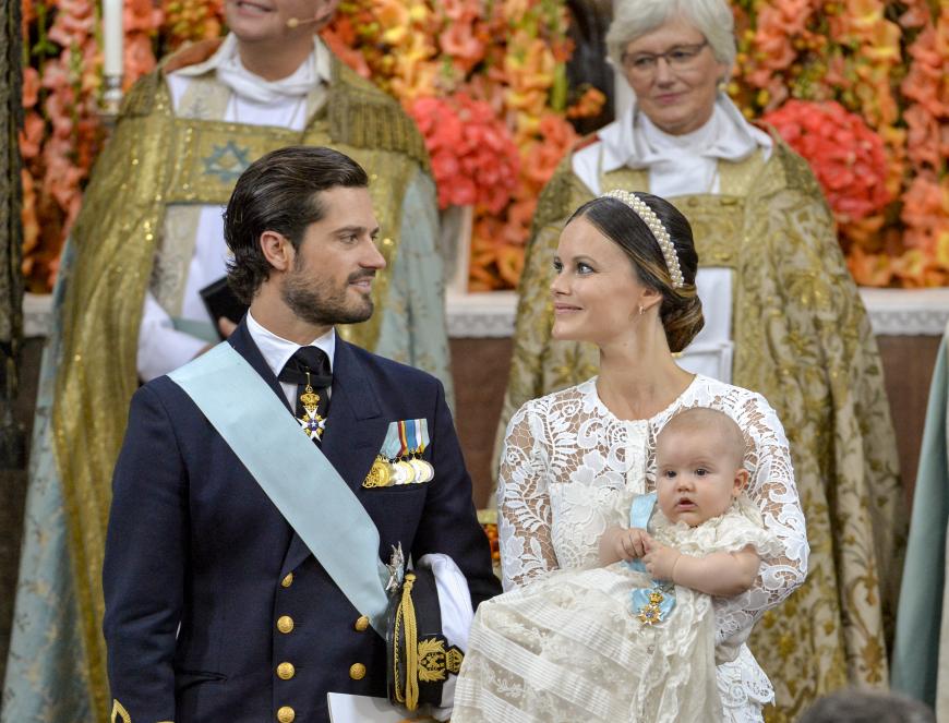 Stolze Eltern: Prinz Carl Philip und Sofia von Schweden mit ihrem kleinen Wonneproppen.