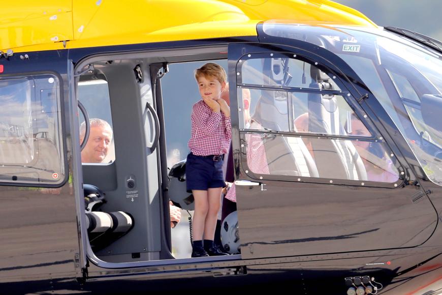 Am letzten Tag ihrer dreitägigen Deutschland-Reise am 21. Juli 2017 durfte Klein-George einen Helikopter in Hamburg besteigen.