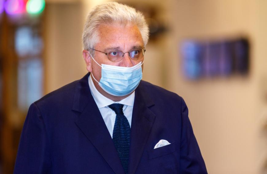 Prinz Laurent soll einen unehelichen Sohn haben. Nun packt der angebliche Nachwuchs in einer belgischen Fernsehshow aus.
