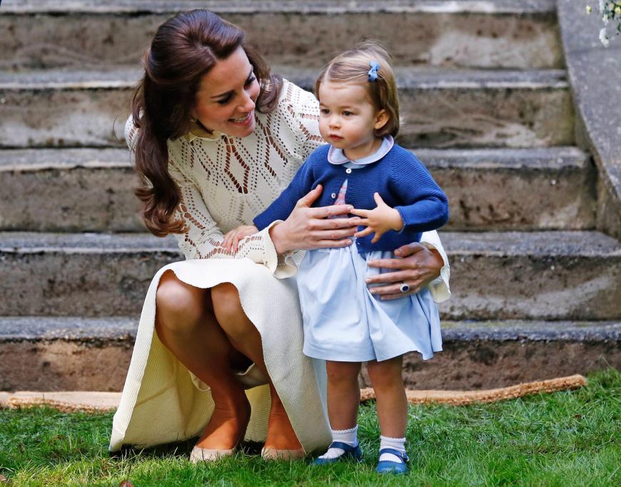 Kate und Charlotte besuchen die royale Kinderparty.