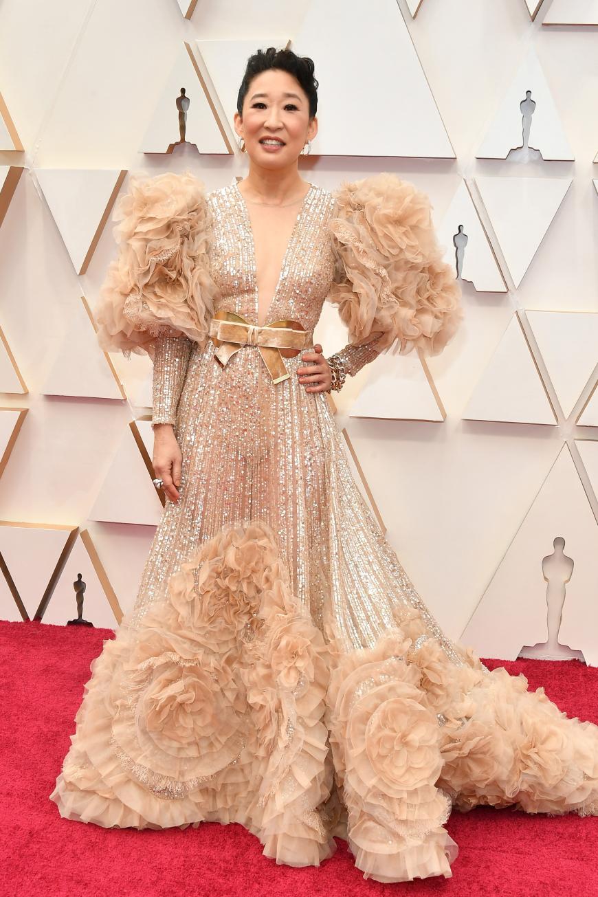 Nein, nein, nein! Bei dem Kleid von Elie Saab, für das sich