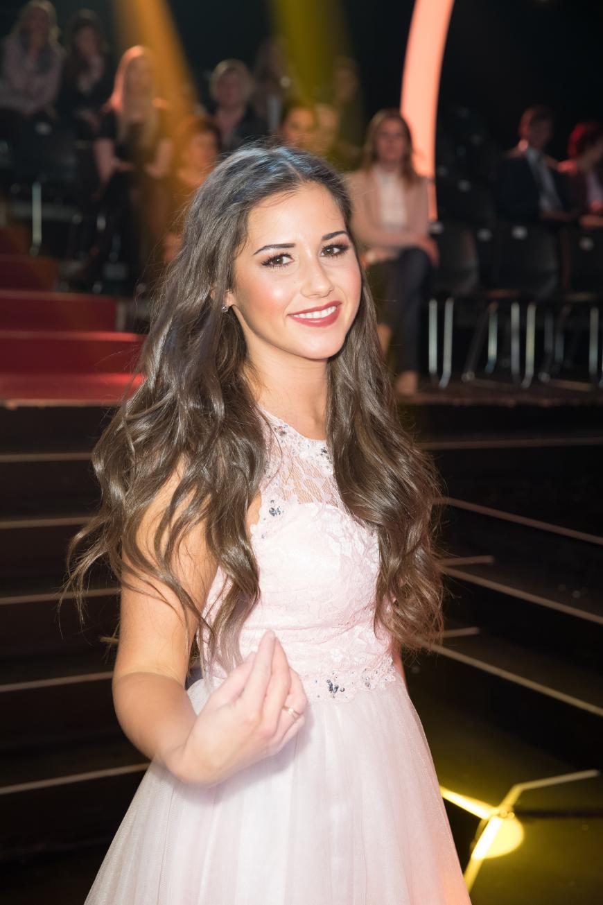 Es ist Sarah Lombardi!