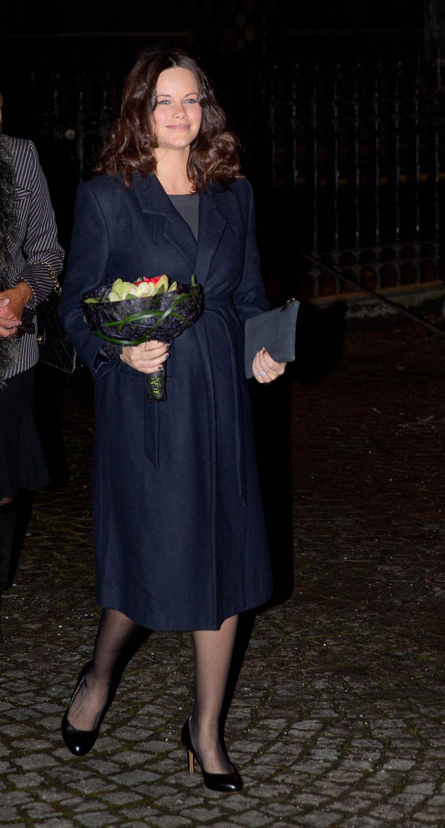 ... überglücklich besuchte Sofia von Schweden die Gedenkfeier zum Holocaust Memorial Day in Stockholm.