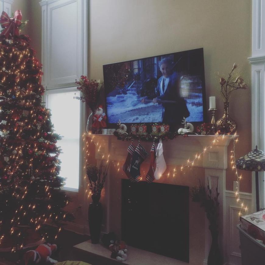 Bei Nicole Polizzi laufen schon jetzt den ganzen Tag Weihnachtsfilme.
