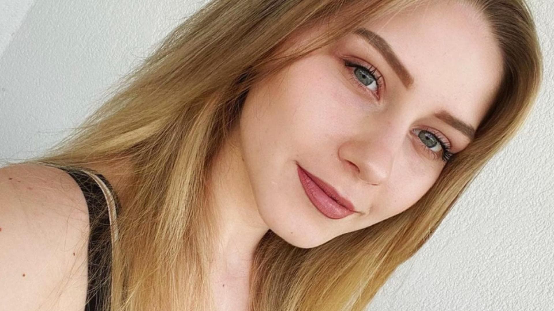 Loredana-Wollny-Auf-diese-Drogerie-Bestseller-schw-rt-sie
