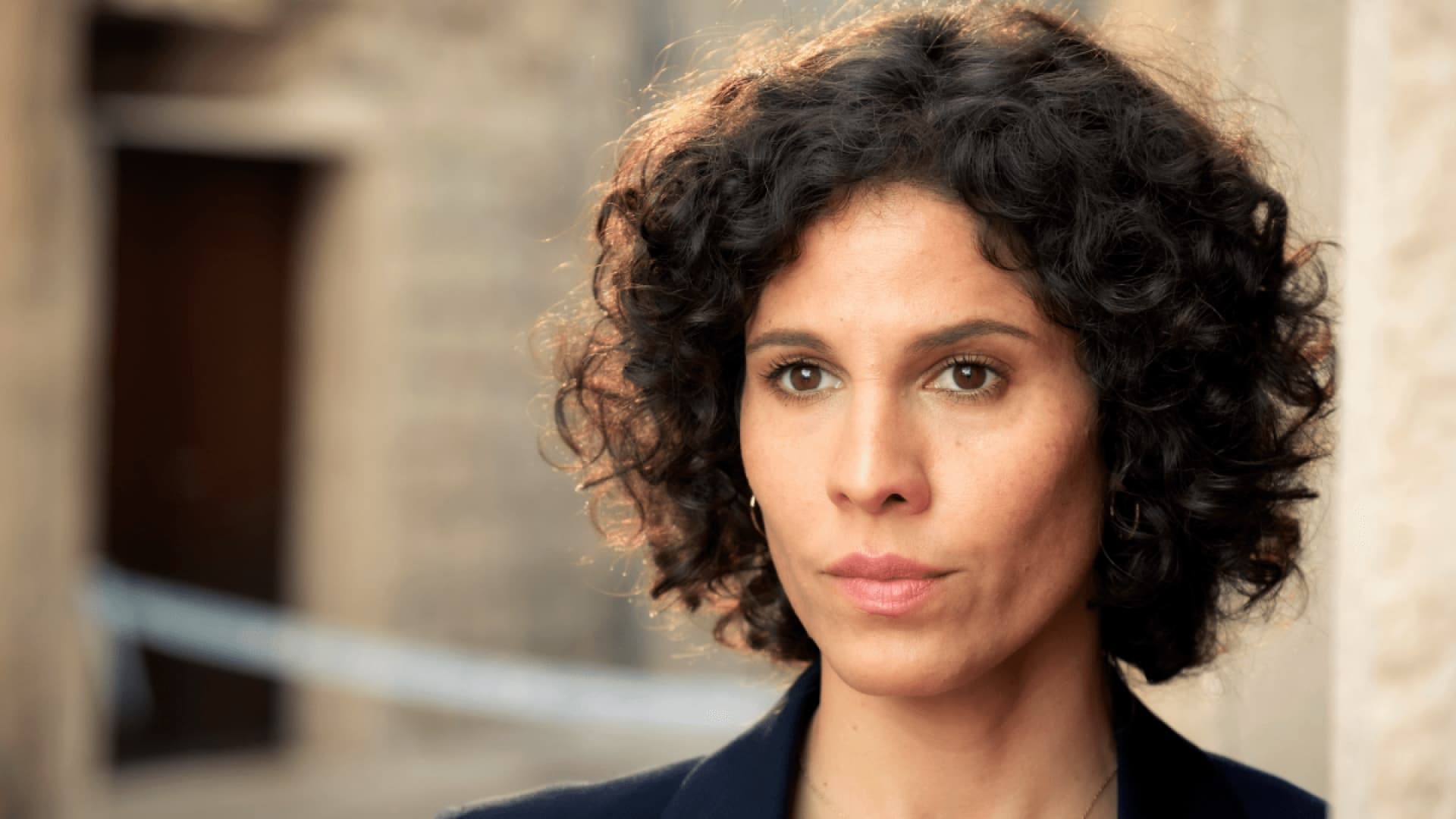 Jasmin Gerat Partner & Kinder? Das ist über die Schauspielerin bekannt