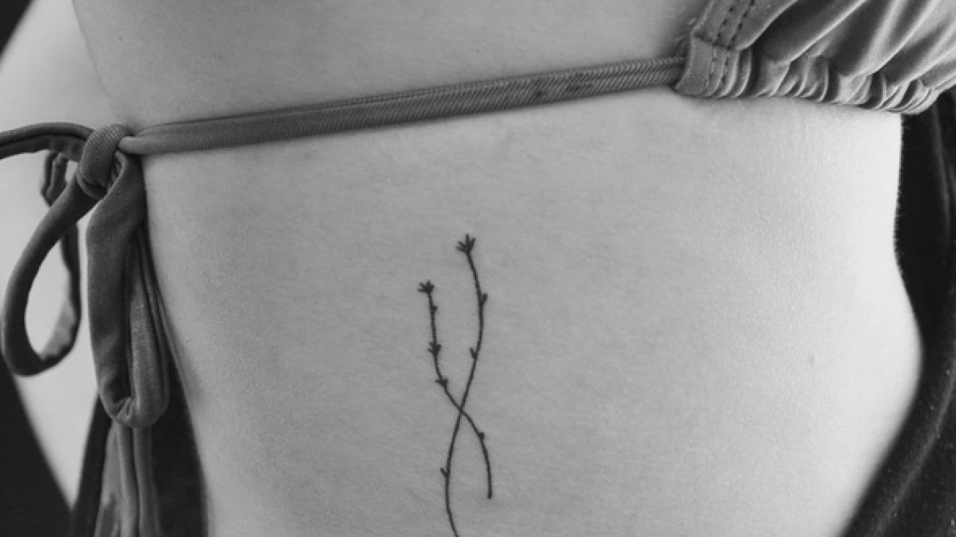 Filigranes Mini Tattoo Klein, aber fein Die süßesten Mini Tattoos