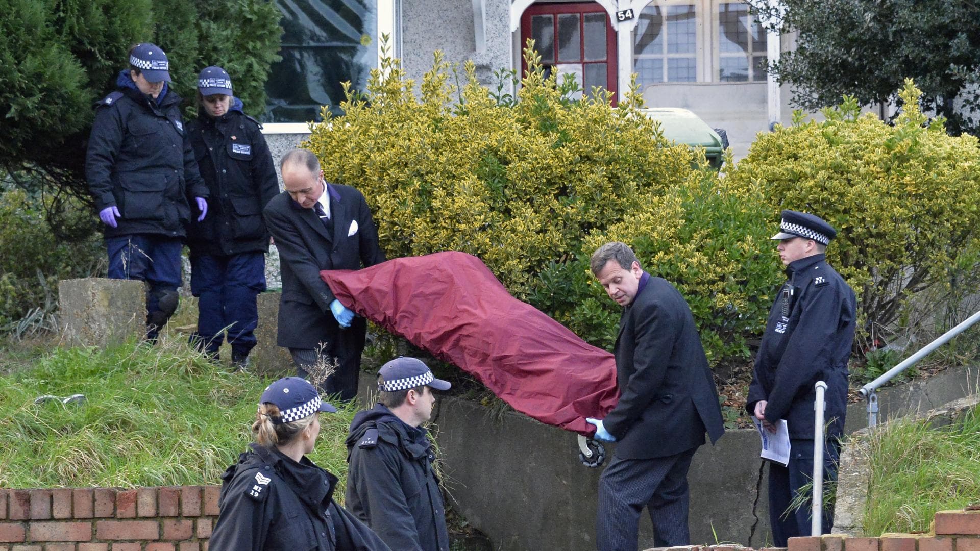 Grausames Mord-Drama: Leiche von „East Enders"-Star im ...