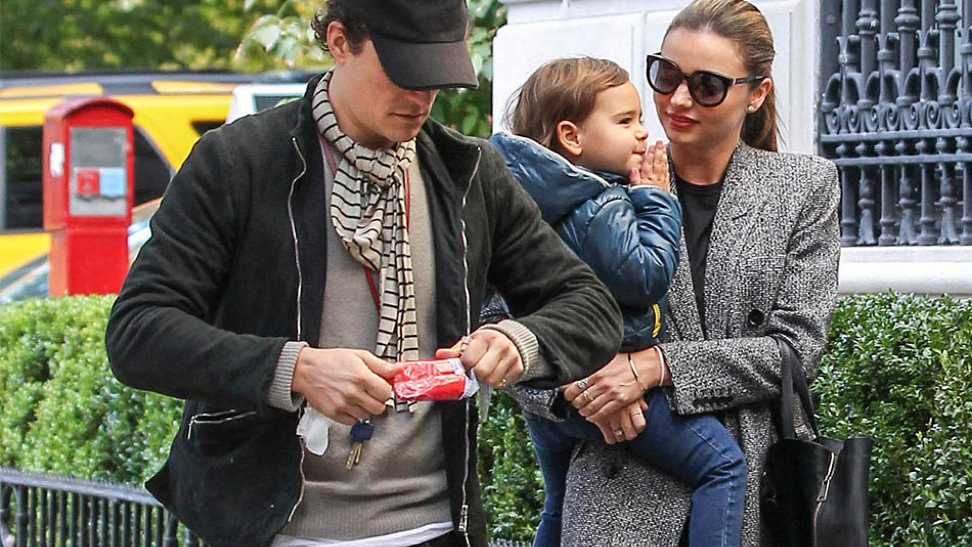 Miranda Kerr Orlando Bloom Riesen Streit Um Ihren Sohn 1,123,607 likes · 773 talking about this. miranda kerr orlando bloom riesen