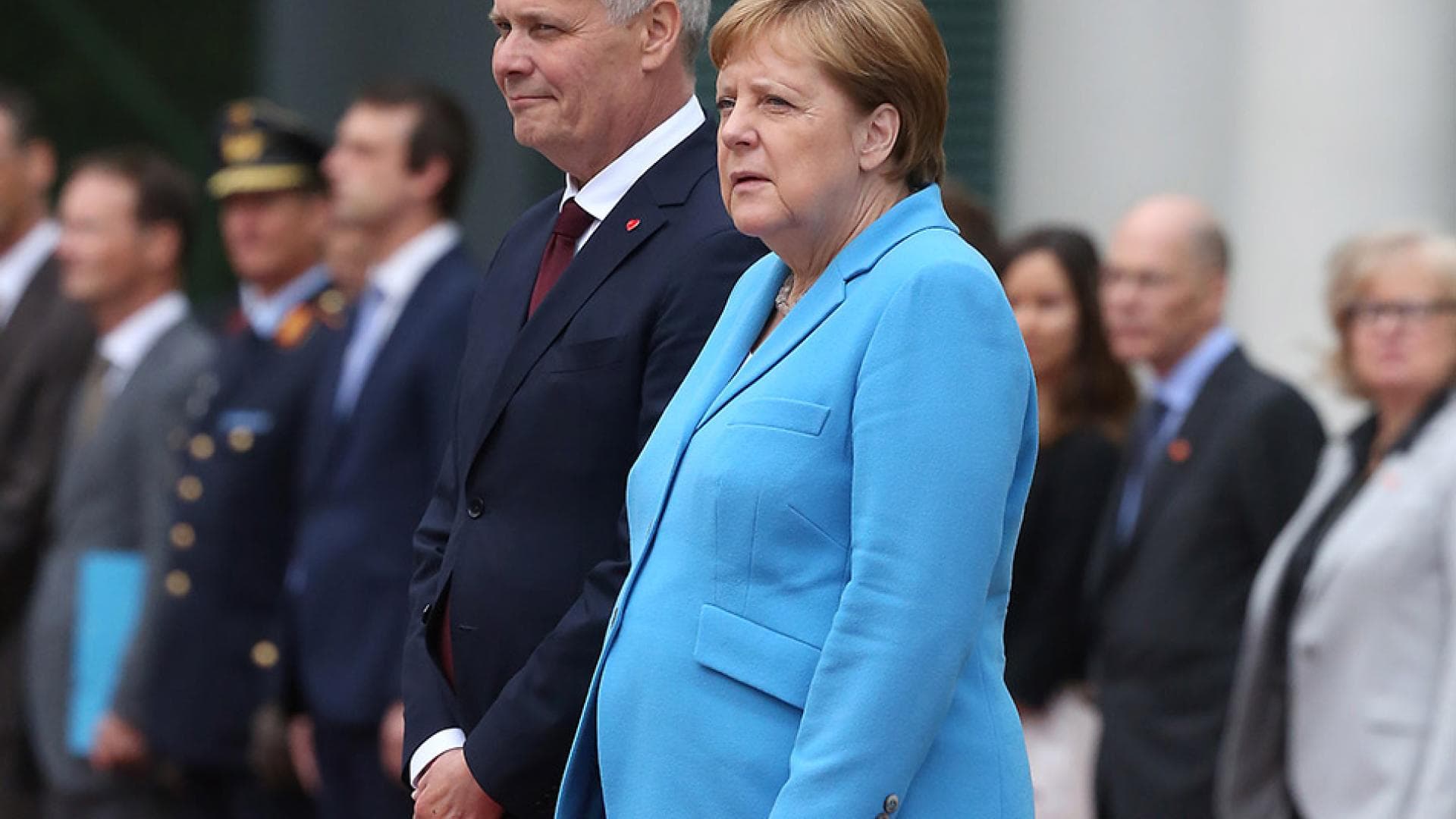 Angela Merkel: 1. Statement zum 3. Zitter-Anfall