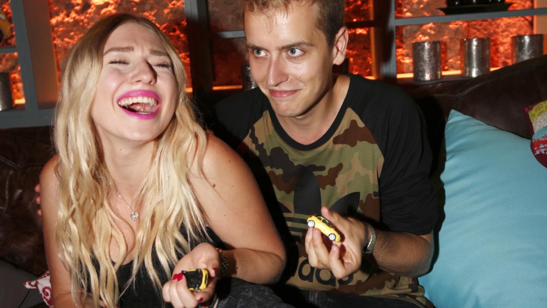 Bibis Beauty Palace Und Julian Es Ist Ein Mädchen Bravo