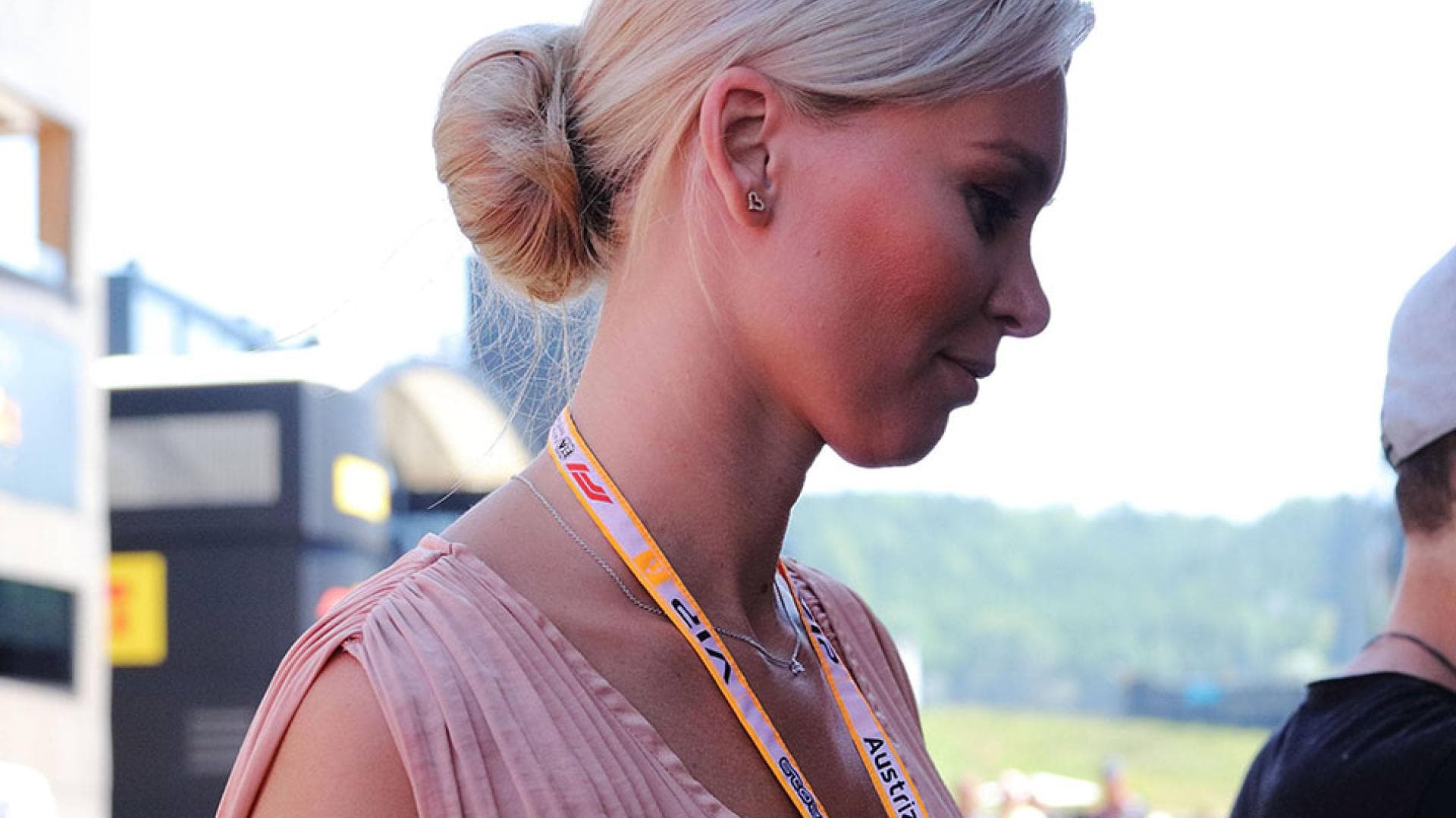 Bachelor Gewinnerin Katja Kuhne Drama Um Ihre Augen