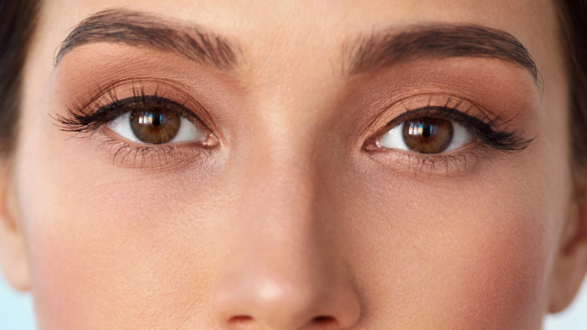 Schone Wimpern Dieses Bio Serum Geht Im Netz Durch Die Decke