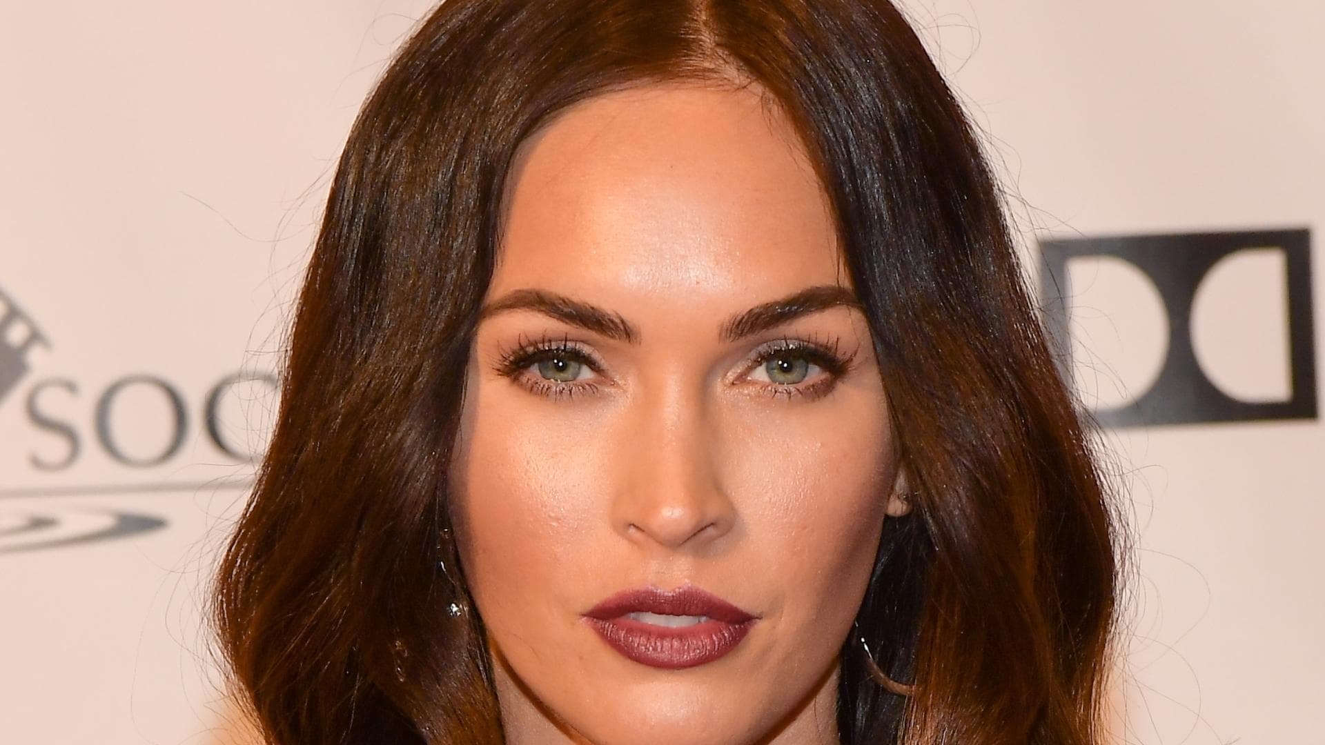 Wie Alt Ist Megan Fox Offizielles Liebes-Outing: ER ist Megan Fox' Neuer!