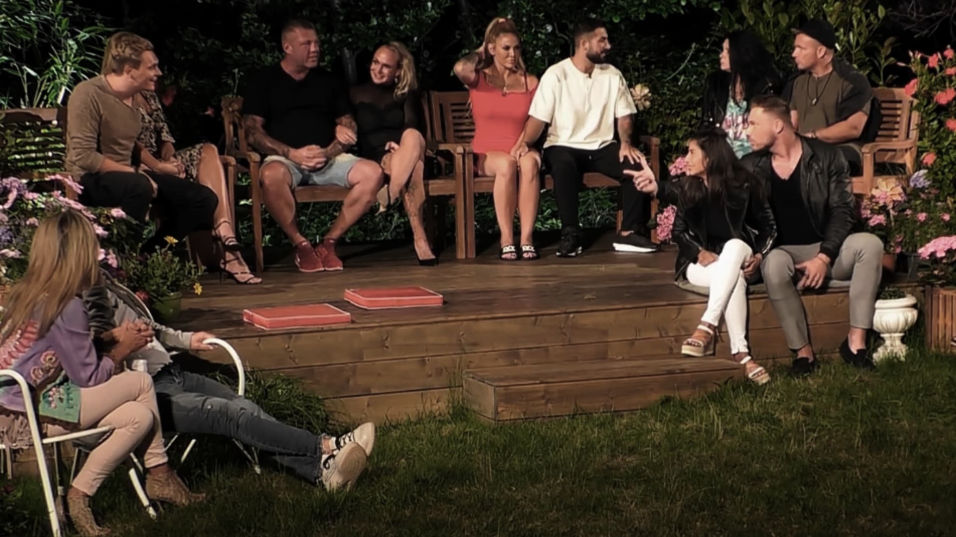 Sommerhaus Mobbing Zuschauer Fordern Absetzung Der Sendung Sommerhaus Mobbing Zuschauer Fordern Absetzung Der Sendung