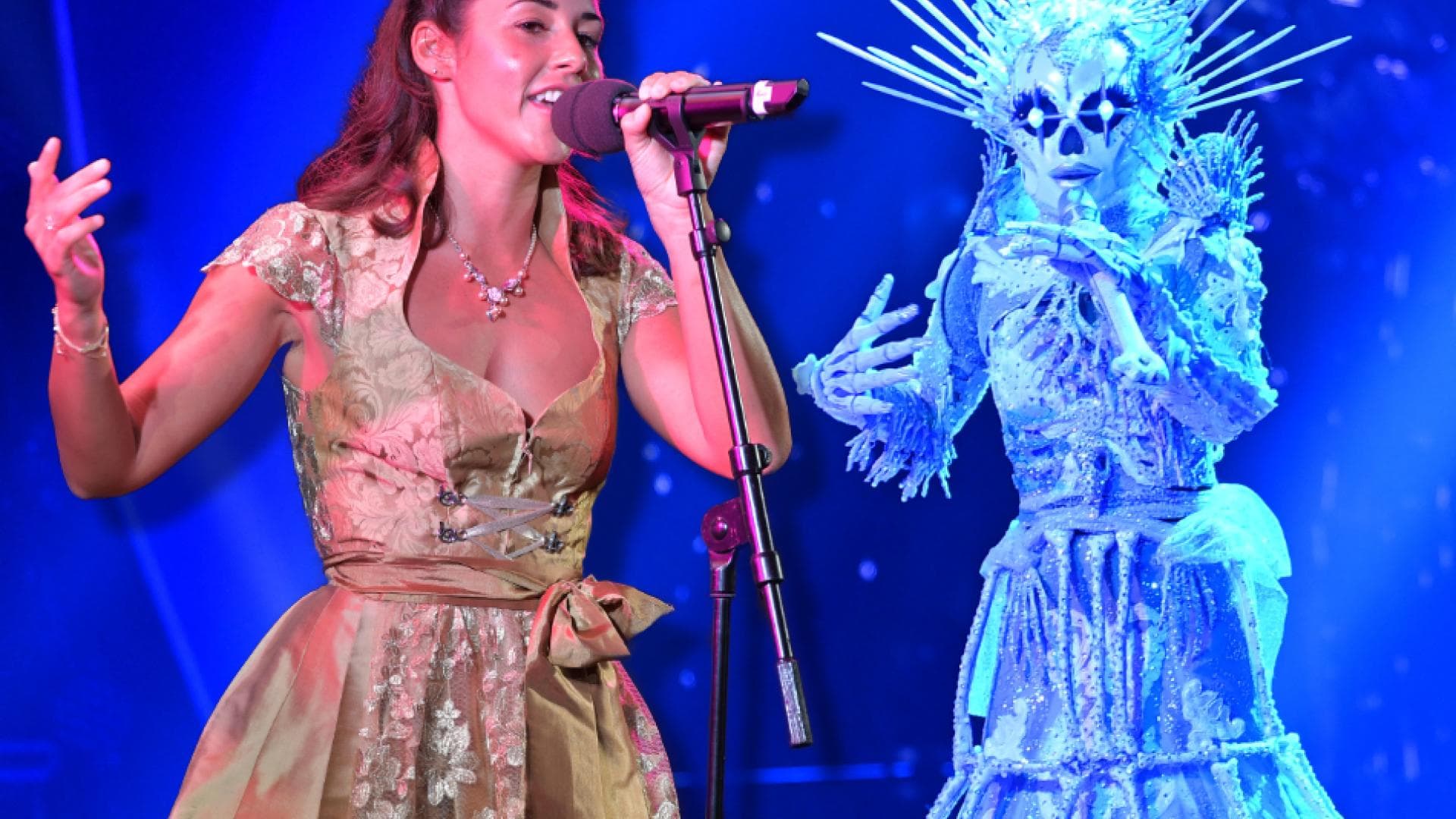 The Masked Singer Endlich Der Beweis Sie Steckt In Dem Skelett