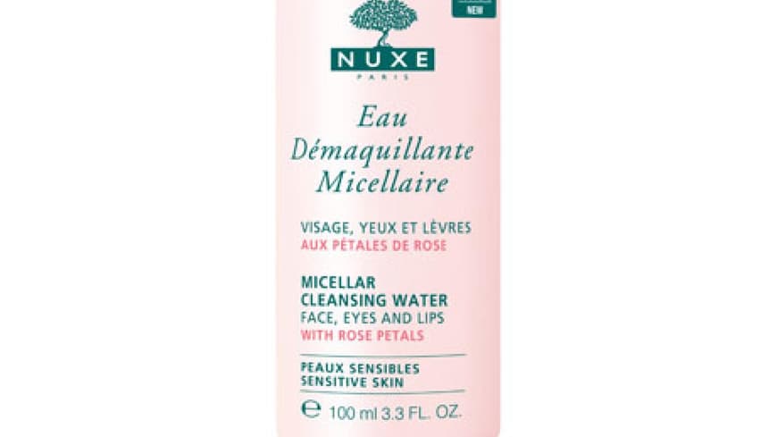 Reinigungstonic ist nicht gleich Reinigungstonic - dieses enthält aus Kokosnuss gewonnene mizellare Tenside, die wie ein Staubsauger funktionieren und die´ Haut trotzdem sanft von Make-up und Verschmutzungen befreien. Reinigungstonic ist nicht gleich Reinigungstonic - dieses enthält aus Kokosnuss gewonnene mizellare Tenside, die wie ein Staubsauger funktionieren und die´ Haut trotzdem sanft von Make-up und Verschmutzungen befreien.