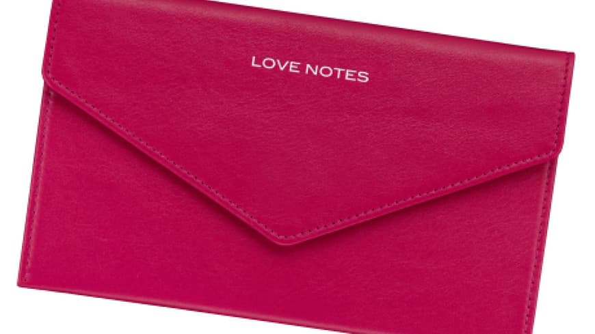 Envelope Bag aus Leder über thomaslyte.com, ca. 95 Euro Envelope Bag aus Leder über thomaslyte.com, ca. 95 Euro