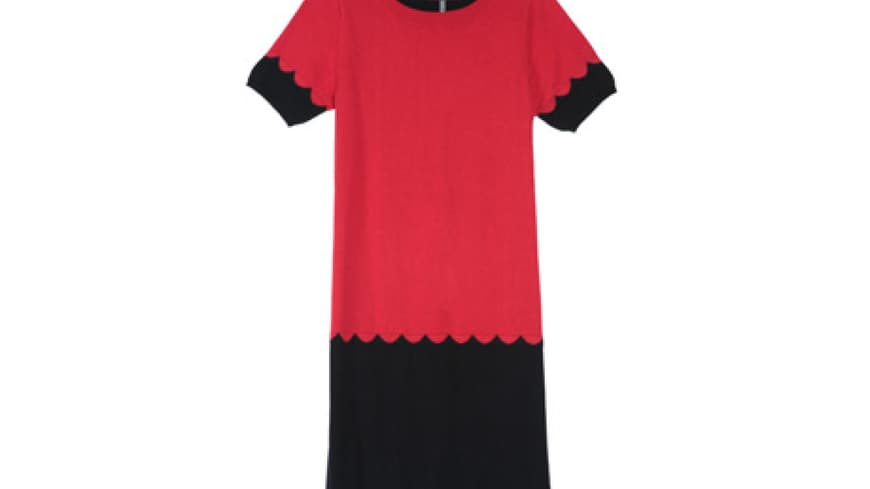 22. Oktober 2012: So süß! Das Strickkleid mit Muschelsaum können wir brav mit Bubikragen oder auch elegant mit schwarzen Heels in Szene setzen. Kleid von Naf Naf, ca. 65 Euro 22. Oktober 2012: So süß! Das Strickkleid mit Muschelsaum können wir brav mit Bubikragen oder auch elegant mit schwarzen Heels in Szene setzen. Kleid von Naf Naf, ca. 65 Euro