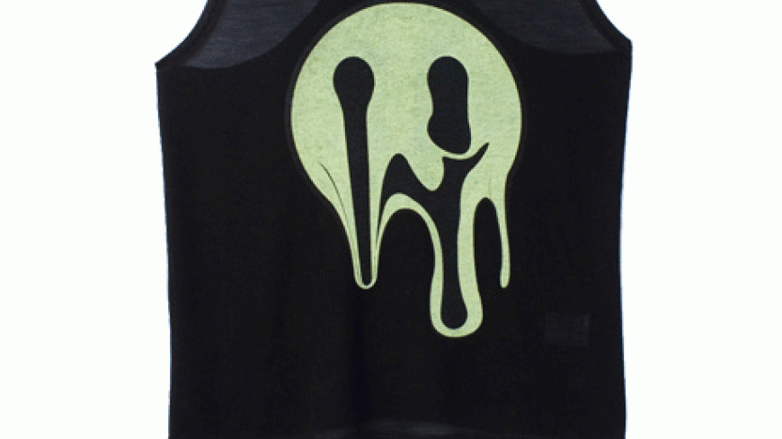 22. Juli 2012: Est in Hell, klingt erstmal komisch, ist es aber gar nicht! Wir finden die Fashion-Shirts des neuen Berliner Labels einfach super! Tanktop über estinhell.com, ca. 80 Euro 22. Juli 2012: Est in Hell, klingt erstmal komisch, ist es aber gar nicht! Wir finden die Fashion-Shirts des neuen Berliner Labels einfach super! Tanktop über estinhell.com, ca. 80 Euro